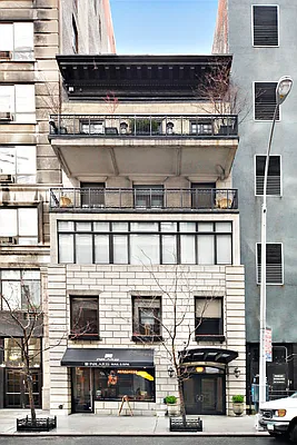 Sold by Town Residential | media 26