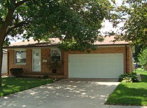 5th image of 210 N Ivan Ave