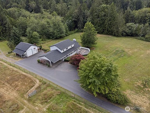 2nd image of 1267 NE Madison Road