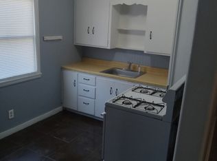 406 W 1st Ave #1/2, Hutchinson, KS 67501