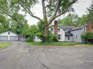 7603 Chagrin Rd, Chagrin Falls, OH 44023