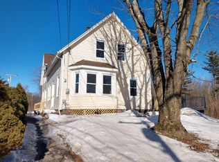 515 N Parish Rd, Turner, ME 04282