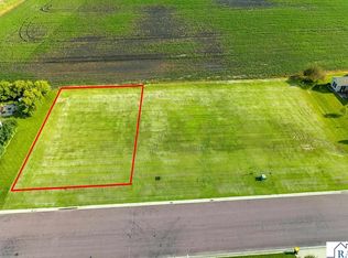 20 Marples Ave, Minnesota Lake, MN 56068