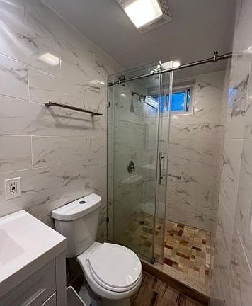 4th image of 2504 87th St