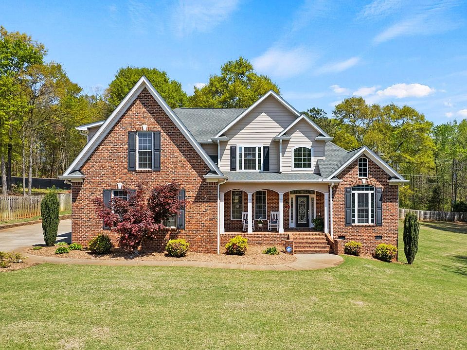 1st image of 213 Sawgrass Ct