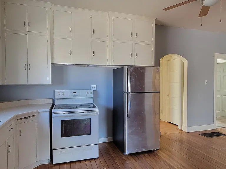 930 Barr Ave — Photo 10