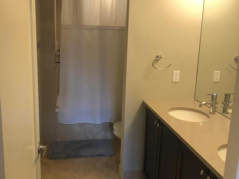 360 S Lafayette St #205 — Photo 10