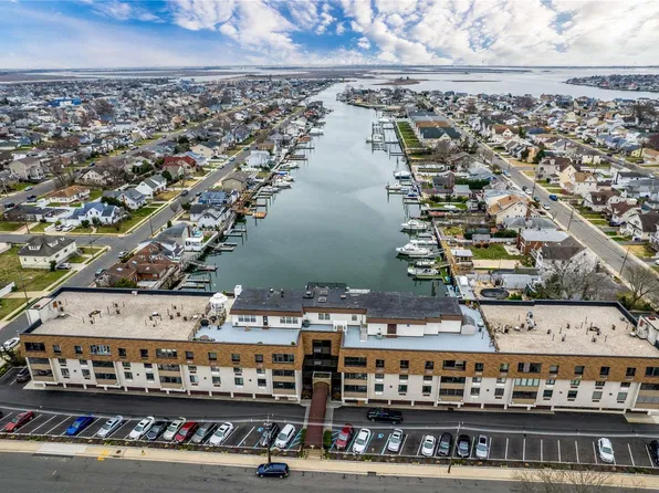 31 Casino Street #4E, Freeport, NY 11520