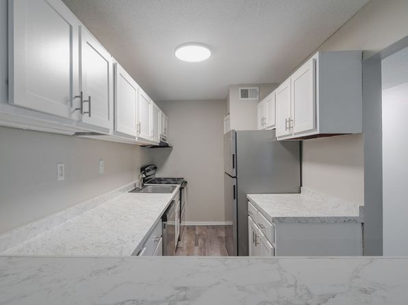 5000 Harbour Lake Dr #PENTHOUSE A56