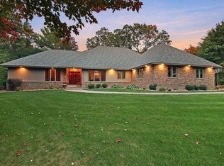 943 Sussex Dr, Eau Claire, WI 54703
