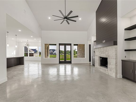 3rd image of 4800 White Ash Ct