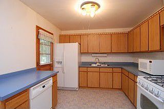 3rd image of 21363 W Sarah Dr