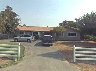 2200 Roop Rd, Gilroy, CA 95020
