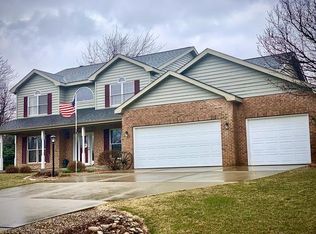 19760 Wesley St, Downs, IL 61736