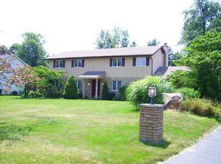 8899 Stonehenge Cir NW, Pickerington, OH 43147