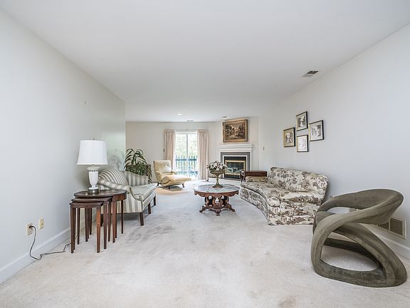 5th image of 8751 Jaffa Court East Dr APT 17