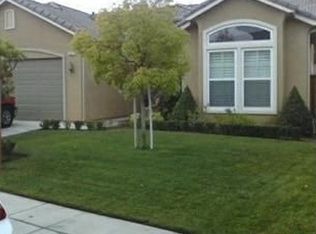 6831 N Rosalia Ave, Fresno, CA
