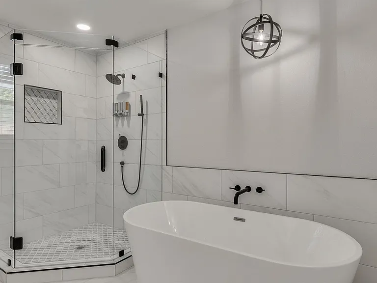 3921 Amy Ave — Photo 6