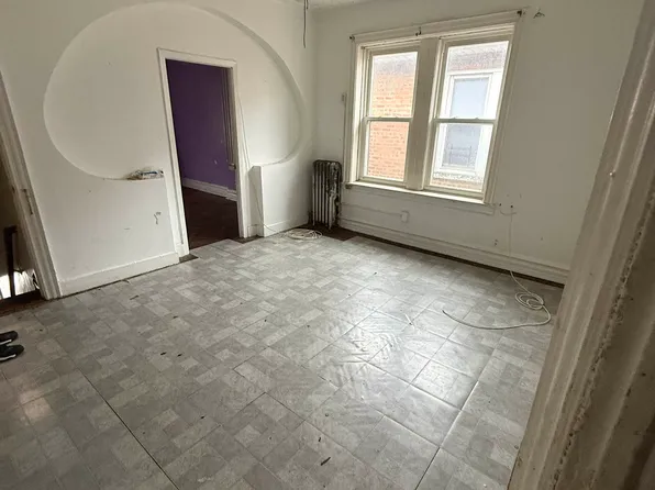 162 East 40th Street image 5 of 10