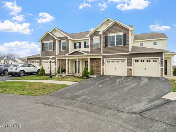 26 Jared Court, Cohoes, NY 12047