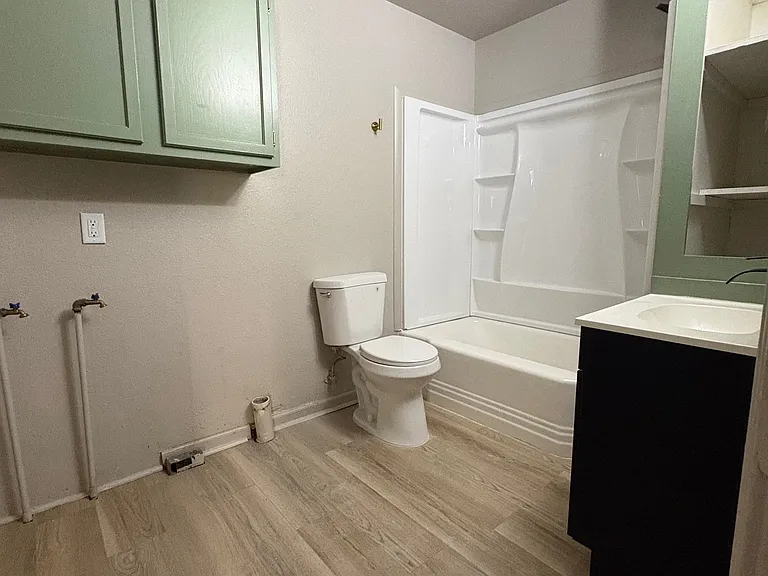 819 N Denver St — Photo 8