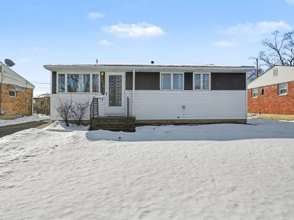 3977 Sexton Dr, Columbus, OH 43228