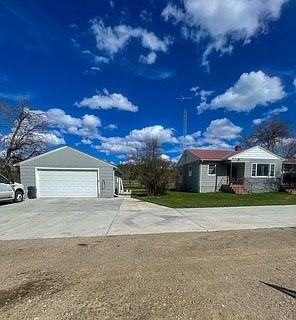 5th image of 32 Montana St #32