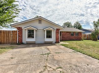 1613 Briar Meadow Rd, Norman, OK 73071