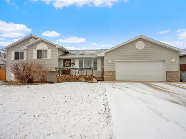 8739 Steamboat Ln, Summerset, SD 57769