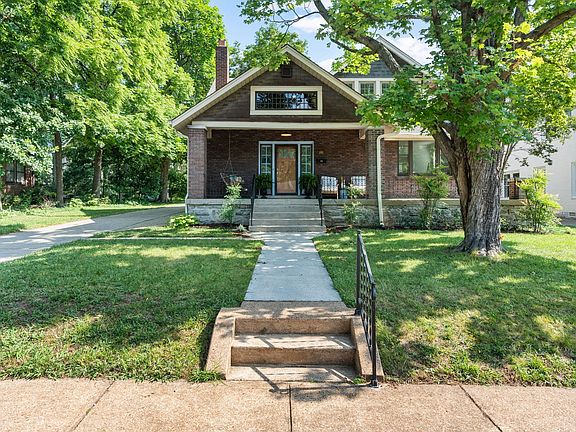 2nd image of 2602 Sunset Pl