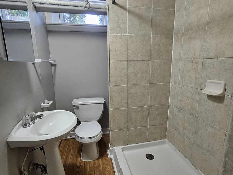 92 Main St #1C — Photo 3