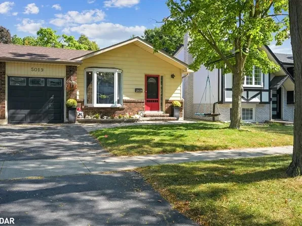5019 Brady Ave, Burlington, ON L7L 3X5