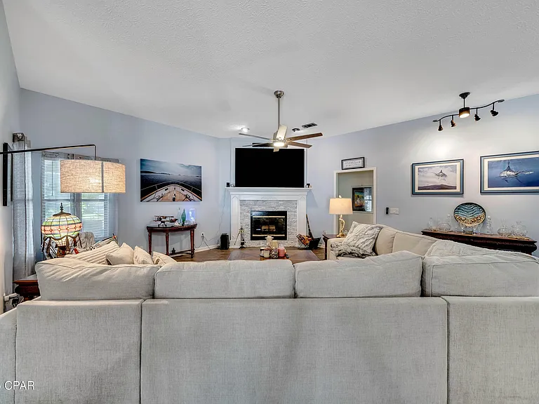 625 Amberjack Dr — Photo 17