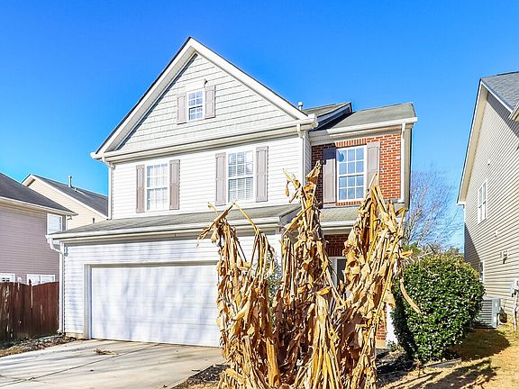 4th image of 5109 Livermore Ln