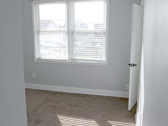 3rd image of 27 E 18th St Floor 2