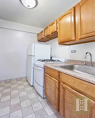 Sold by Halstead Real Estate | media 2