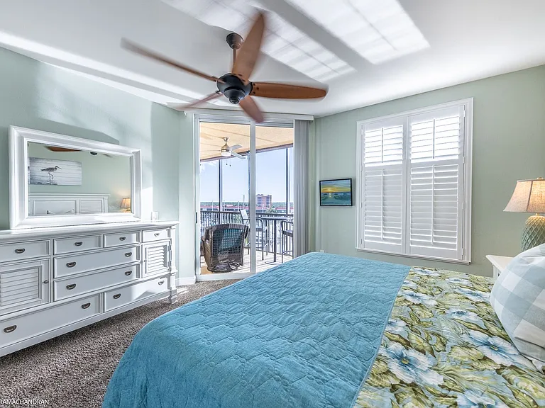3313 Sunset Key Cir #402 — Photo 29