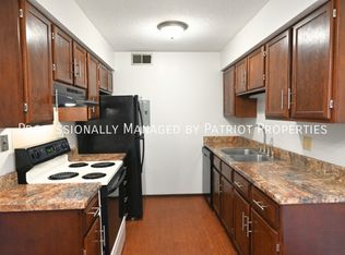811 Hawkeye Dr #203, Dubuque, IA 52001