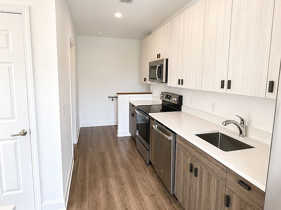 4th image of 41-43 Cherry St #2E