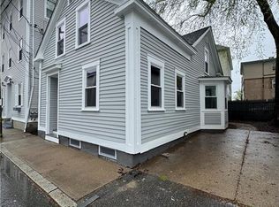 15 Washburn St, Providence, RI 02908