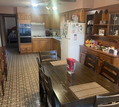 4th image of 1717 N 21st Ave
