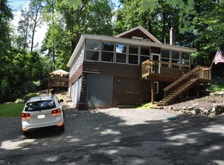 18 Garside Ave, Lake Hopatcong, NJ 07849