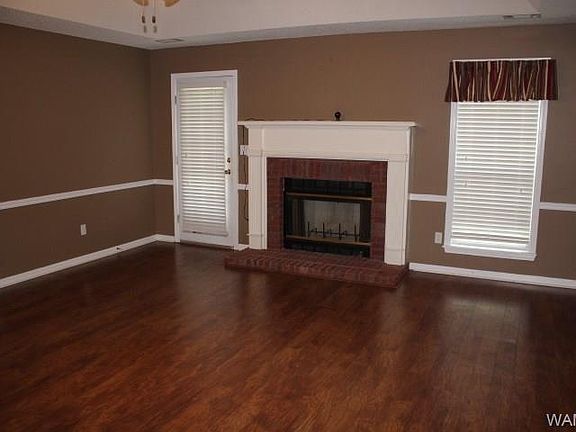 4th image of 656 Weatherby Dr