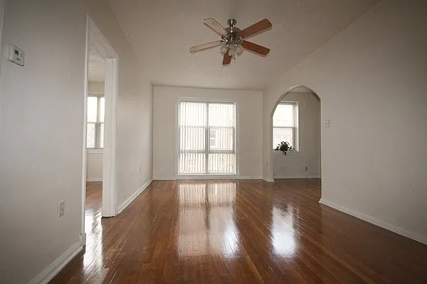Stanton Apartments — Photo 10