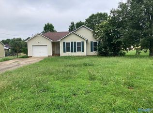 16083 Log Cabin Rd, Athens, AL 35611