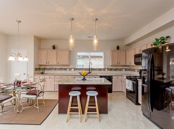 5th image of 5422 Meadow Canyon Dr