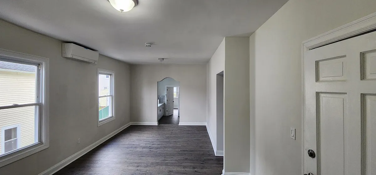 Building Photo - 182 Ashford Ave #2
