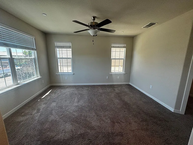 120 Ivy St — Photo 15