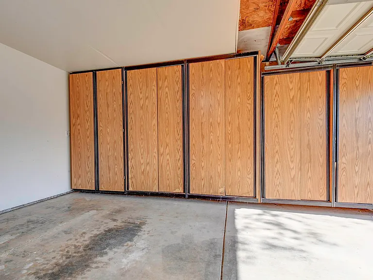9310 Village Tree Dr — Photo 23