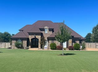 27 Paul Hale Rd, Humboldt, TN 38343